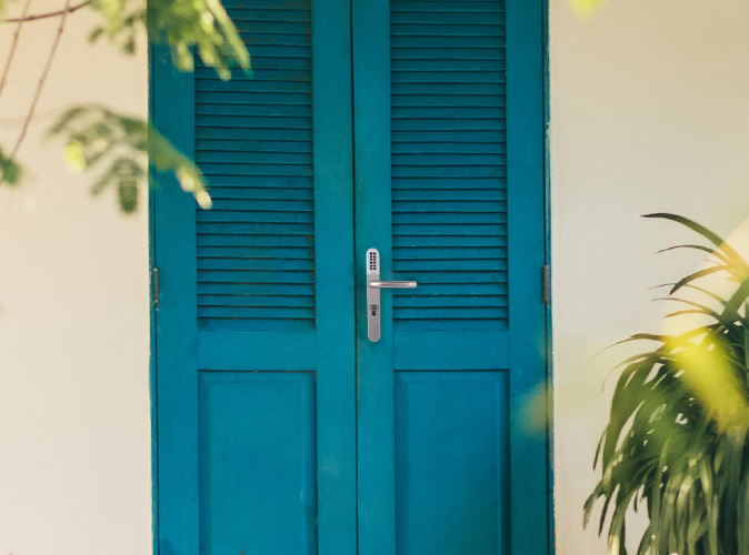 Easily retrofit most Euro profile doors L701
